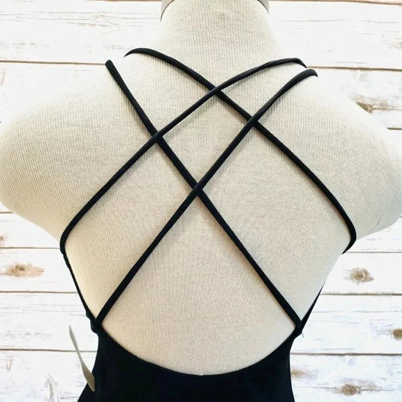 OPERA Women Sleeveless Pullover Size Large V-Neck Black Spaghetti Straps Tanktop - Picture 6 of 11